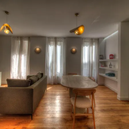 Alc - A25 - 4 Min Palais And Beaches - Full Center Apartment Cannes