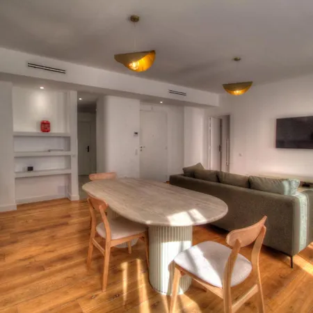 Alc - A25 - 4 Min Palais And Beaches - Full Center Apartment Cannes